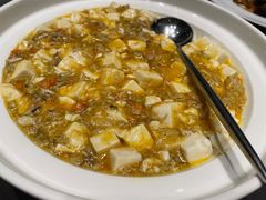 蟹粉豆腐-望乡楼上海菜(日月光店)