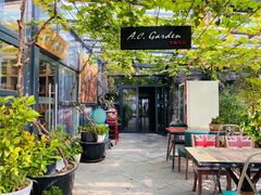 -北京A·C·Embassy酒店(三里屯工人体育场地铁站店)