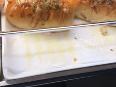 -Caidie Bakery采蝶轩(百越店)