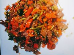 小炒黄牛肉-人民公社·剁椒鱼头(平湖吾悦广场店)
