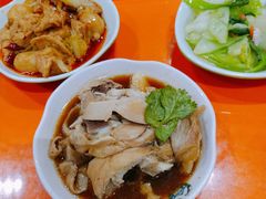 豆腐烧鱼丸-梅园食堂