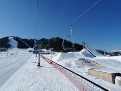 -丝绸之路山地度假区滑雪场