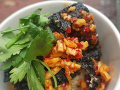 -黑色经典臭豆腐·湖南特产(步行街店)