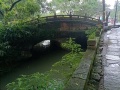 -峨眉山报国寺