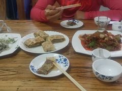 -溢心园香河肉饼总店