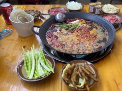-黄潇洒老火锅(九眼桥宏济巷店)
