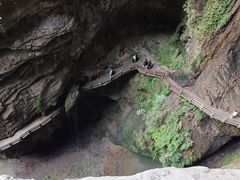 -龙水峡地缝景区