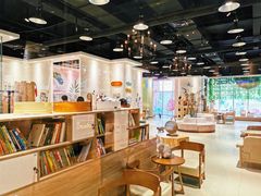 -藏猫猫咖啡主题馆(中央大道店)