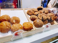 -西树泡芙(湖滨银泰in77B区店)
