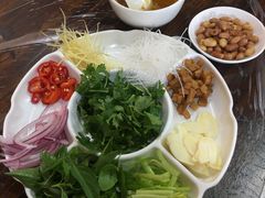 调料拼盘-官塘锋记鱼生·生腌·砂锅粥(牌坊街店)