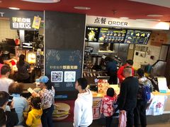 -麦当劳(展览路店)