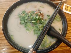 -鸭小妹鸭血粉丝(老门东店)