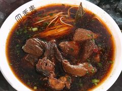 牛肉面-四季春(美食街店)