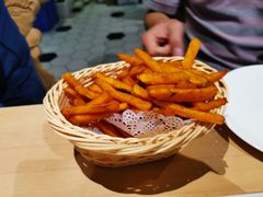 -LENBACH兰巴赫西餐啤酒坊(大连东港店)
