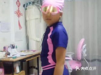 喜欢游泳的孩子都很聪明。