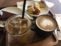 -星巴克(港汇1号办公楼店)