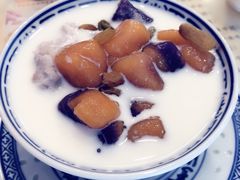 -广信牛奶甜品世家(台东店)