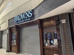 -奥利弗·雷金纳德·坦博国际机场