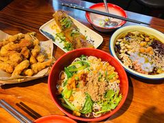 -爆炸头阿姨小四川正宗川味小吃(无任何分店)