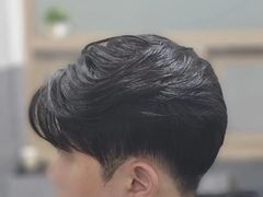 -LAQUEEN 时尚健康假发(万象城总店)