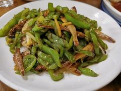 青椒炒鱼干-红灯笼龙凤饭店(宁波老字号店)