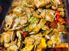 一锹海鲜-冰城小镇音乐串吧·聚会餐厅(百子湾店)