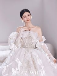点击看大图 -Renee芮亦婚纱