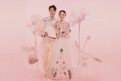 -雪中彩影婚纱摄影·微光艺术中心