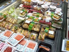 -三只松鼠生活馆(芜湖弋江金鹰店)