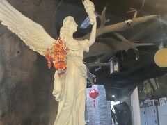 -暴风岛沉浸式体验馆(百联世纪店)