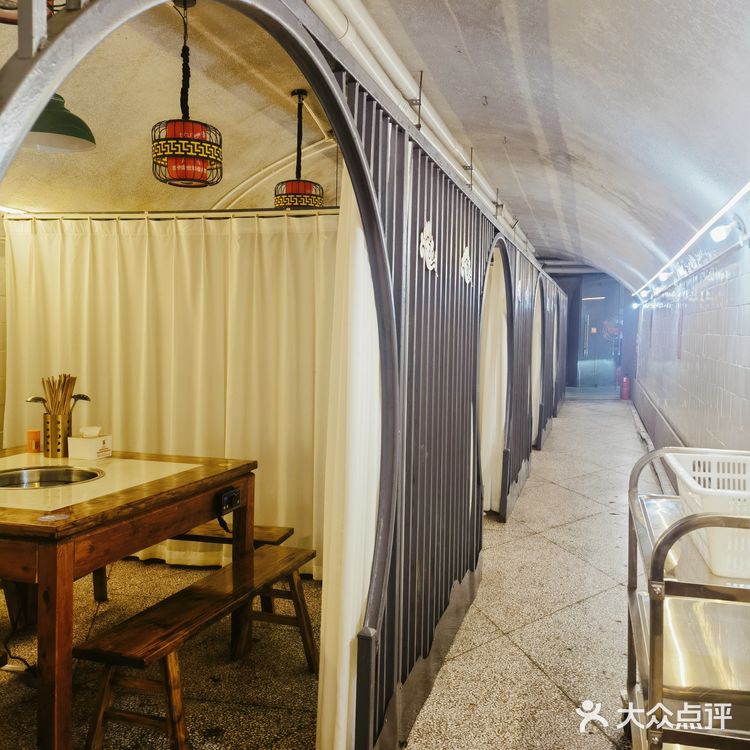 就这九宫格老火锅，谁能顶得住啊！！