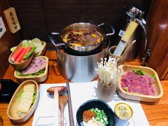 -独食火锅·半米屋台(直营总店)