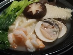 海鲜乌冬面-穹六人间 people 6(岳阳路店)