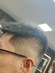 -贝勒爷专业男发