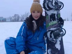 -亚布力新体委滑雪场