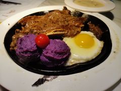 -豪客来牛排(中央花苑店)
