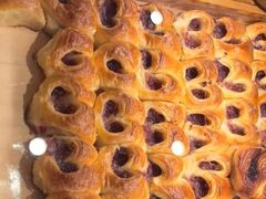 -昆明冠生园·蛋糕·面包(南强街店)