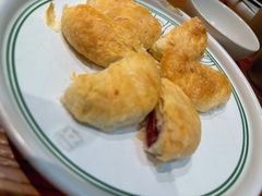 玫瑰鲜花饼-云海肴·汽锅鸡·云南代表菜(美罗城店)