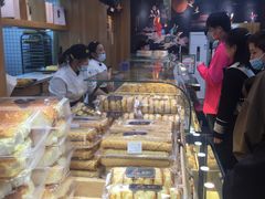 面包甜点陈列柜-酥侯糕点(广东路店)