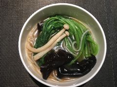 -余欢领鲜火锅(新街口店)