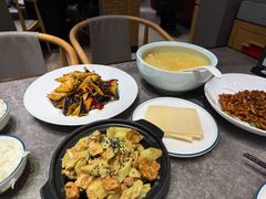 -闫府私房菜·老字号(恒隆店)