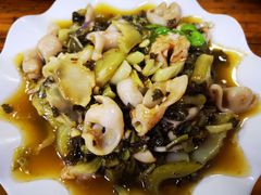 酸菜炒大肠-苏记农家菜馆