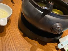 -云海肴·汽锅鸡·云南菜(天山百盛优客店)