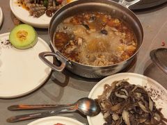 -黑金·寻焰自助百汇·烤肉·火锅(中街店)