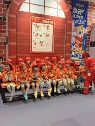 -奈尔宝家庭中心·亲子餐厅(华采天地店)