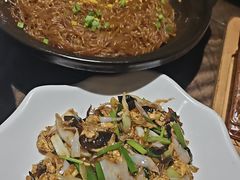 -东口码头·烧鸽子·鱼头泡饼·地方菜(金鹰悦城店)