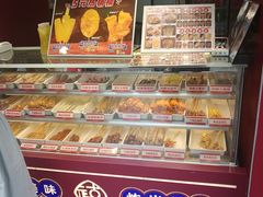 面包甜点陈列柜-千禧炸串(明瓦廊店)