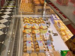 面包甜点陈列柜-味多美蛋糕(金顶街店)