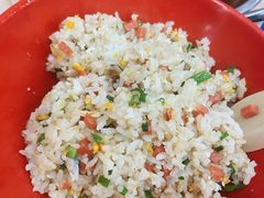 -江城燕子大排档(江汉路步行街店)