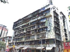 -黄桷坪涂鸦艺术街